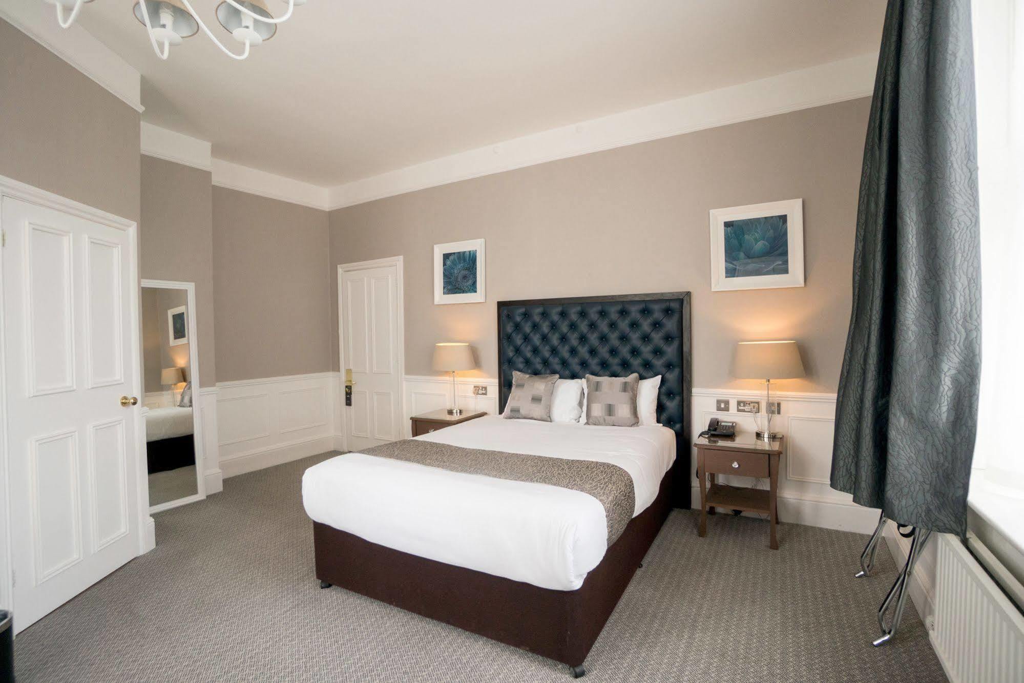 Steventon House Hotel Άμπινγκτον Εξωτερικό φωτογραφία